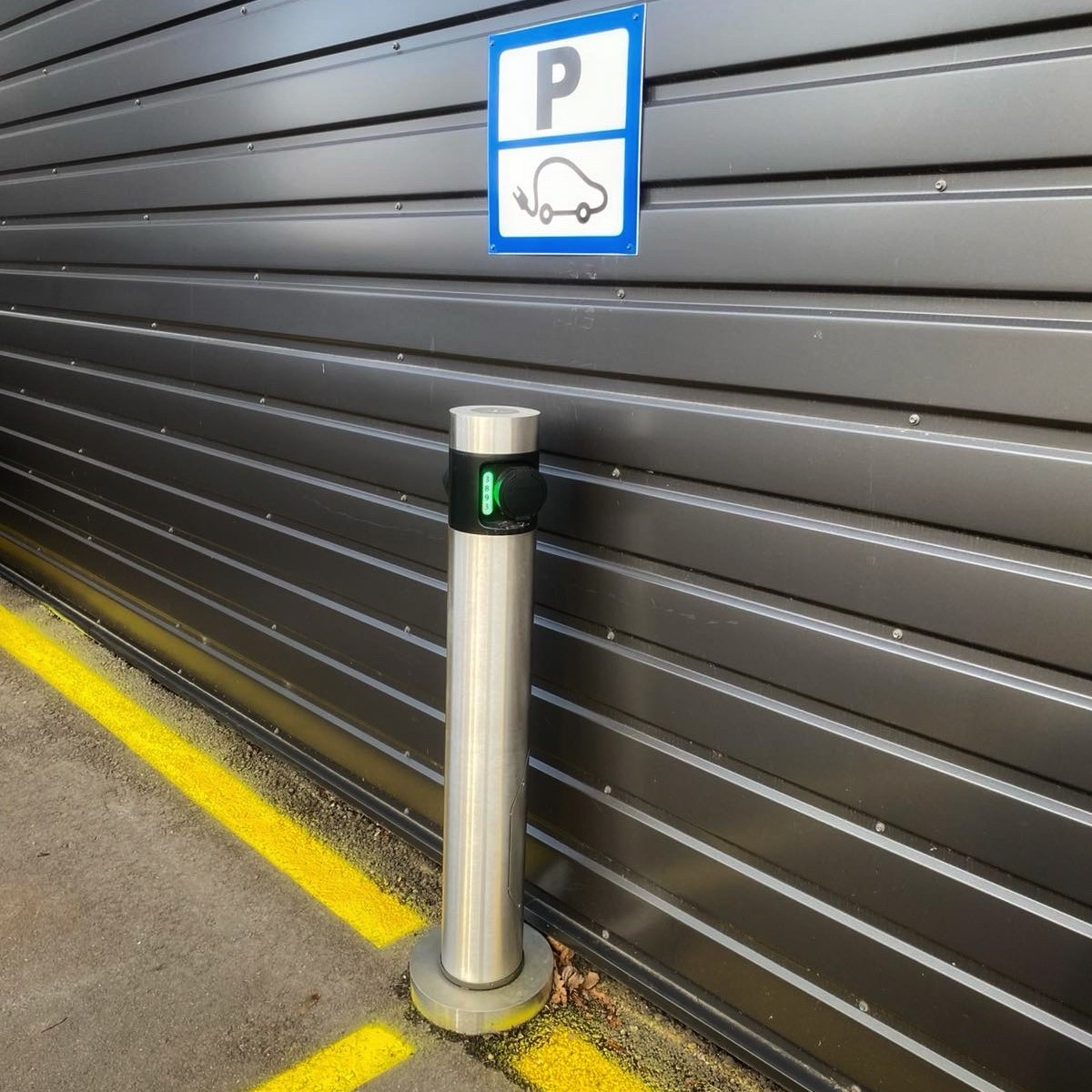 Projektas: „Elektromobilių įkrovimo infrastruktūros plėtra“